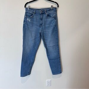 American Eagle Classic Blue Denim Mom Stretch Jeans Size 8 Regular